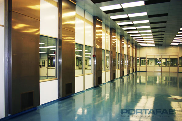 cleanroom-pharmaceutical-manufacturing