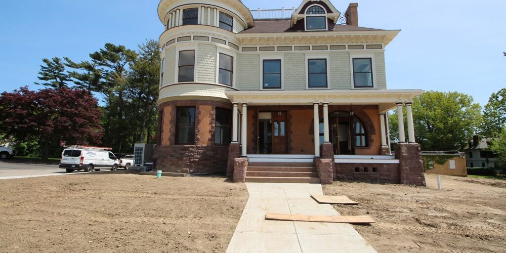 University of Bridgeport Bauer Hall VRF