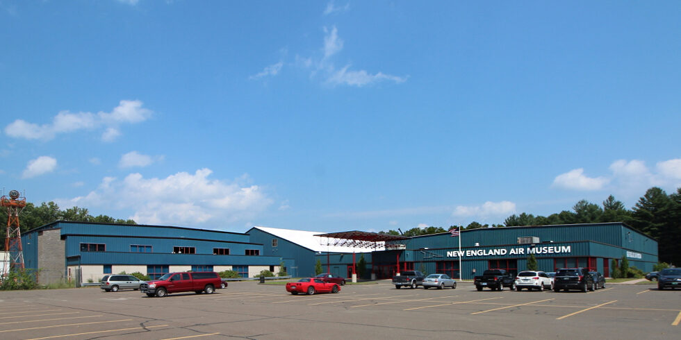 New England Air Museum Front of Building